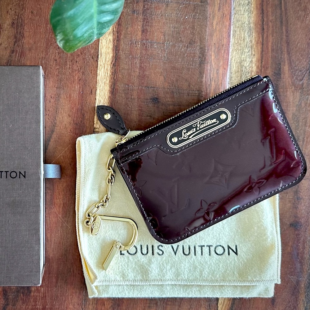 💯Authentic Louis Vuitton Vernis Amarante pochette cles key coin pouch ✨